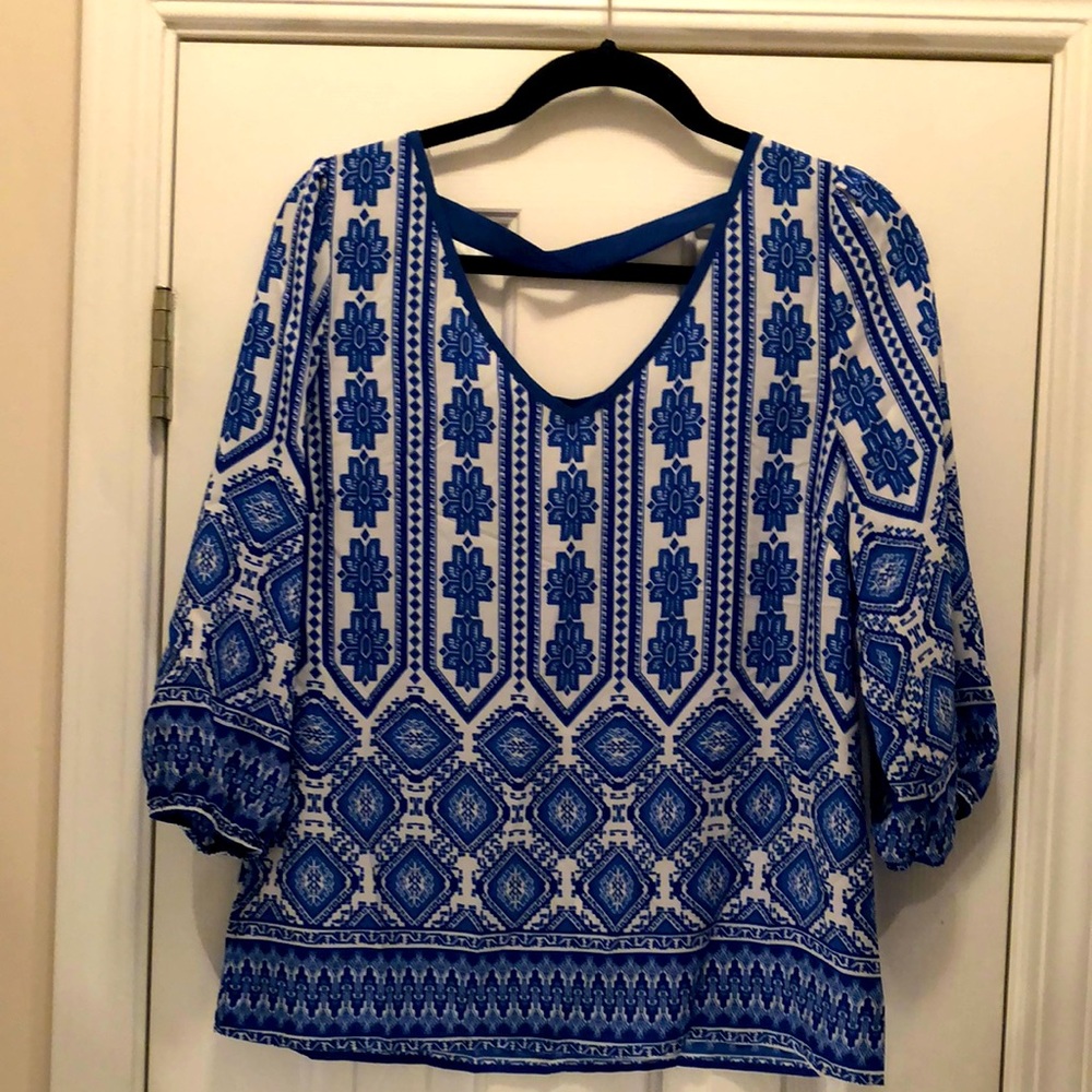 Myan Aztec print blouse size small